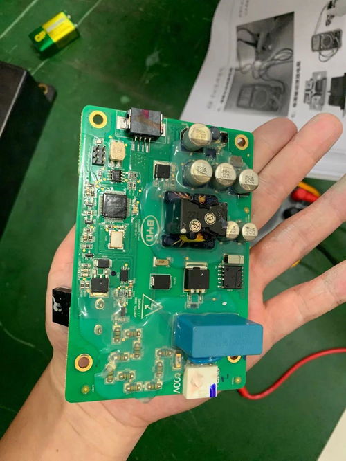 比亞迪e5 高壓電控總成內(nèi)部構(gòu)造