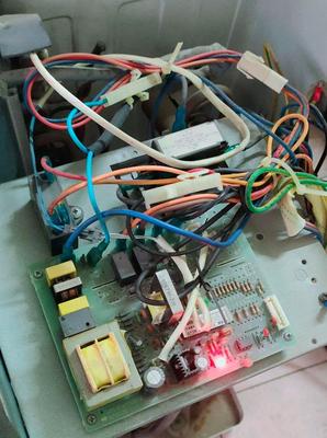 空調(diào)維修實例,柜機空調(diào)不開機和外機風(fēng)扇轉(zhuǎn)壓縮機不轉(zhuǎn)維修實例